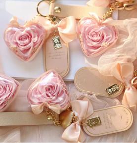 Handmade Heart Shape Preserved Rose Key Chain Never Withered Rose Key Ring Chain Acrylic Box 